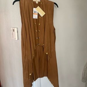 NWT Michael Kors Carmelsuede vest with gold studs simply Stunning!!!! Size S